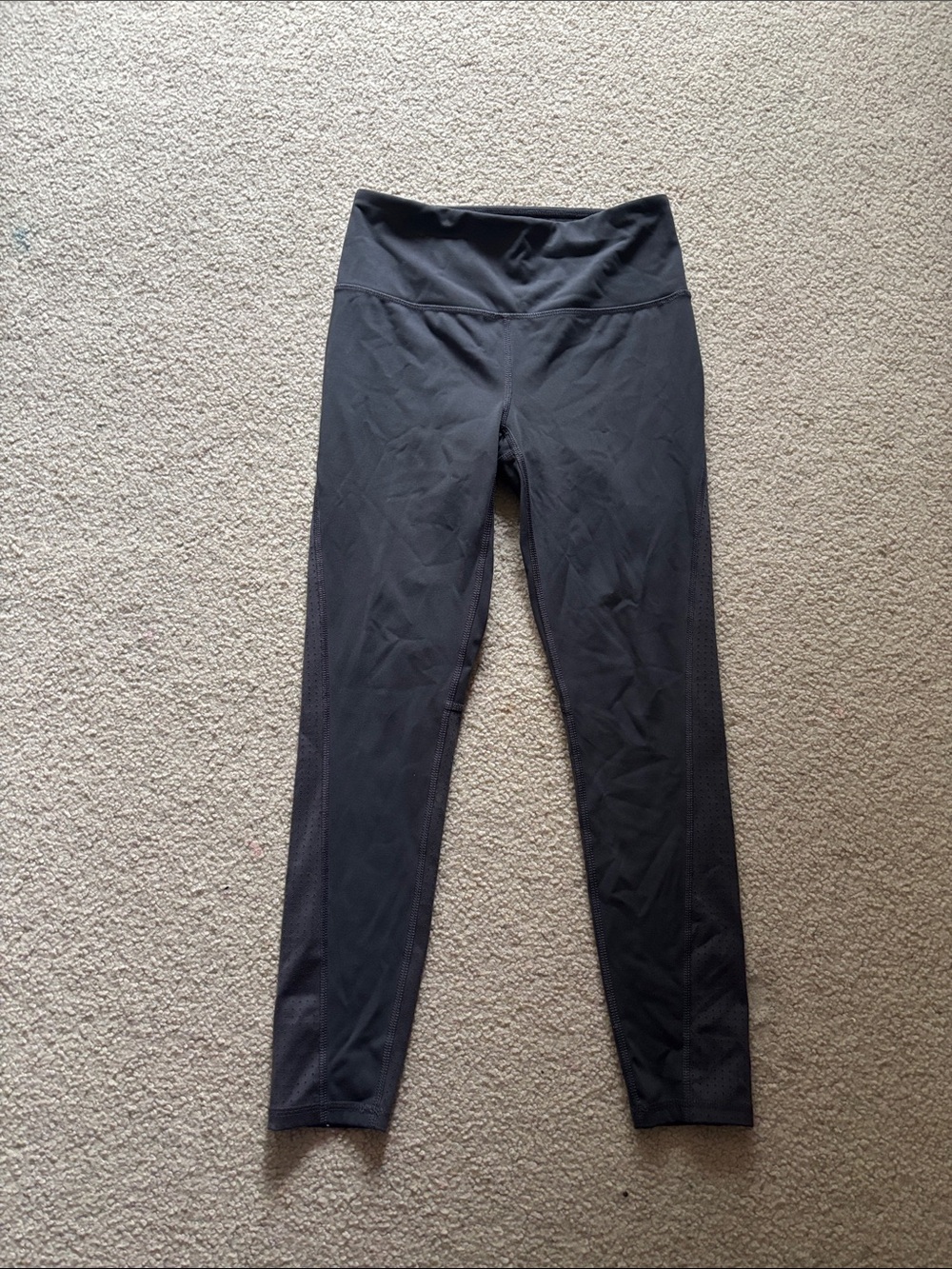 DSG very dark grey High-Waist Leggings with breathable mesh holes